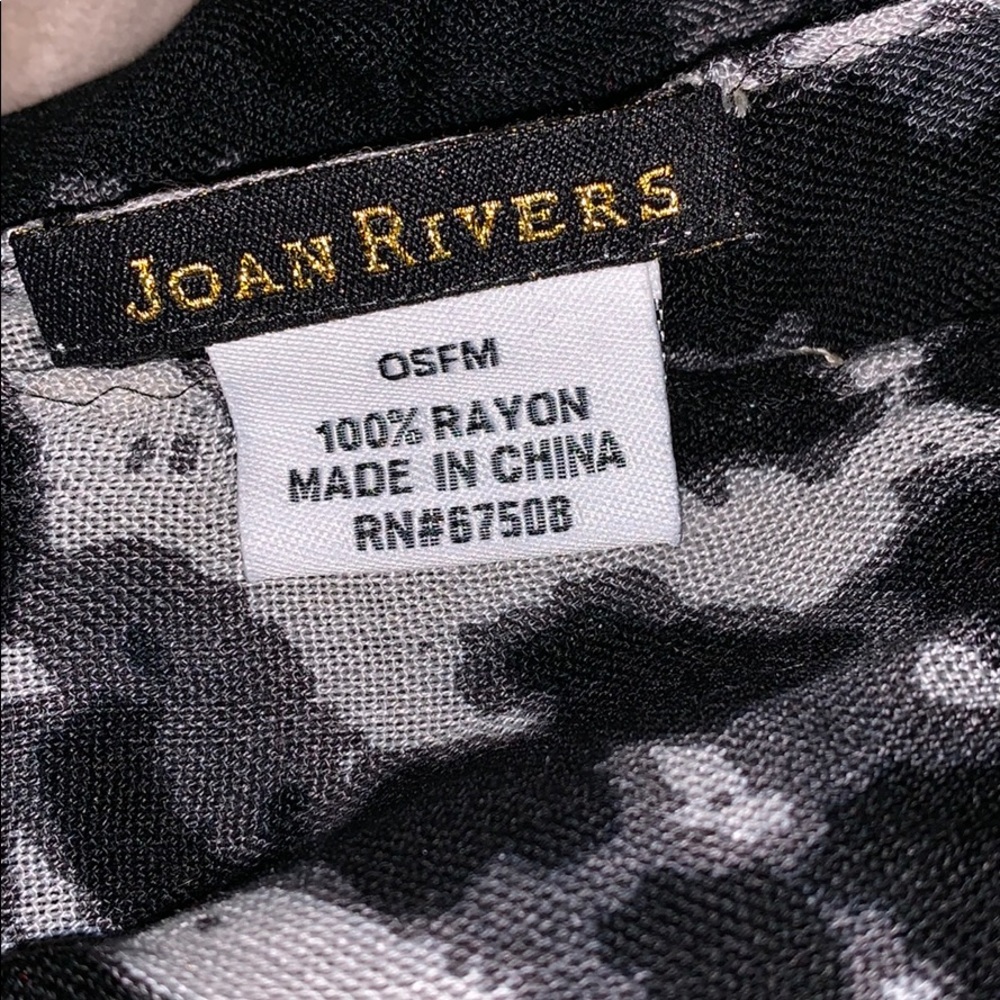 Joan Rivers Scarf - Picture 3 of 3